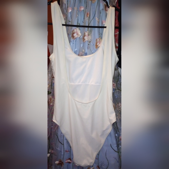 ONE PIECE SWIMSUIT - Picture 3 of 5